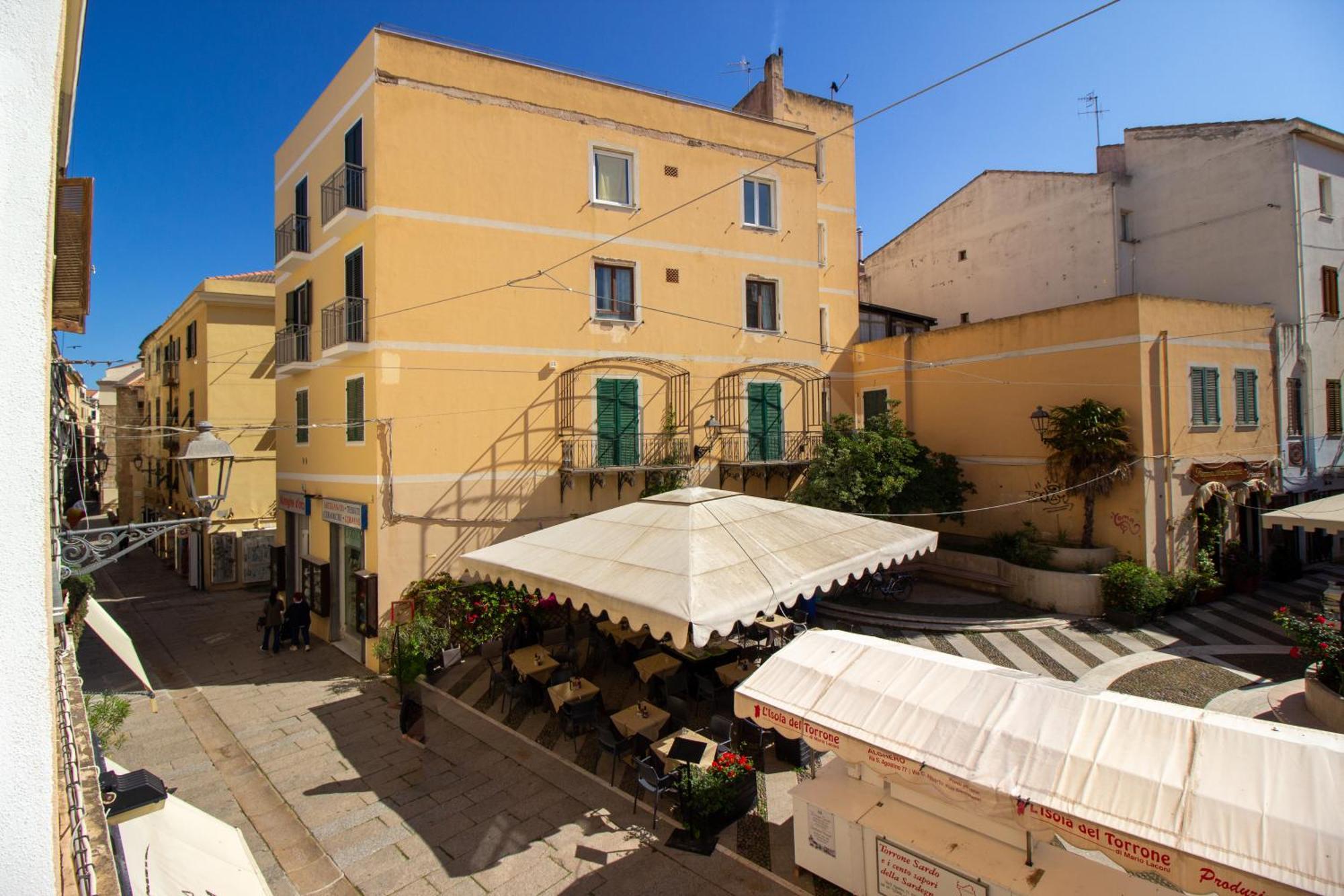 Alghero Appartamento In Centro Casa Ferret ภายนอก รูปภาพ